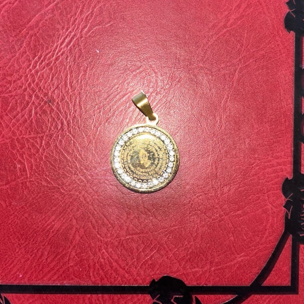Serenity Prayer Pendant with Diamonds 💎
